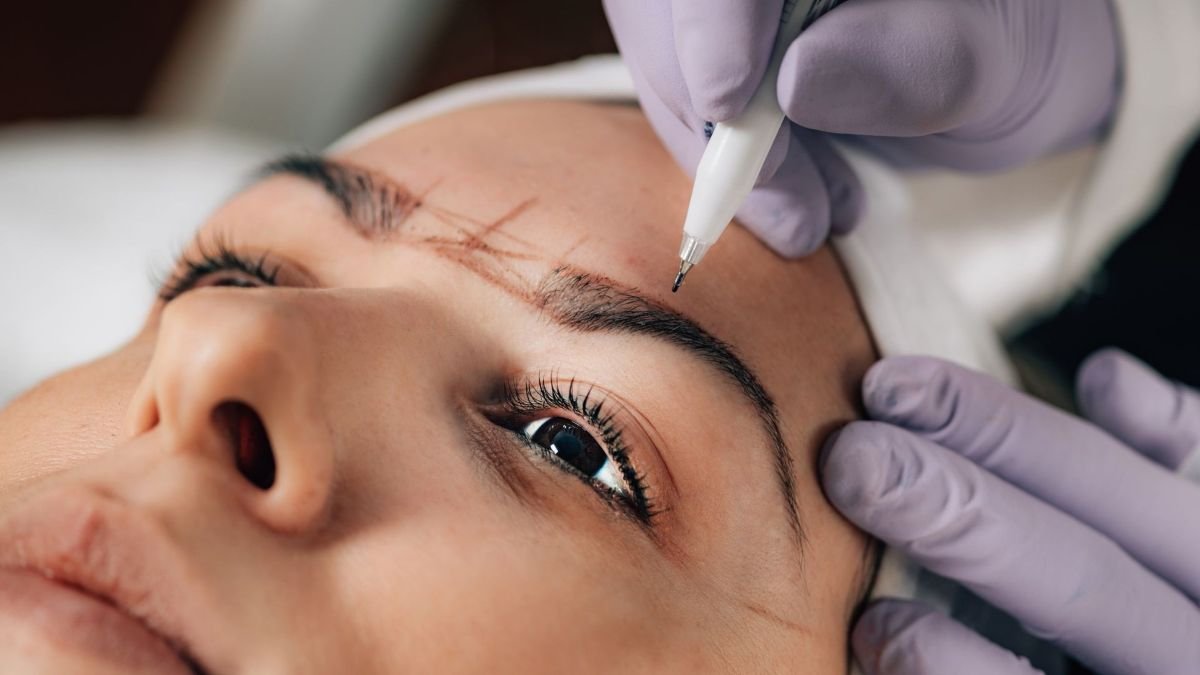 Permanent Eyebrows Service